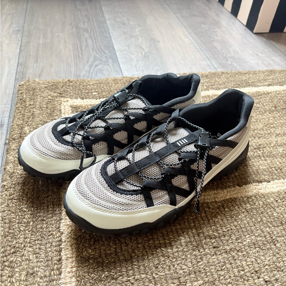 FILA Echappe Korea Exclusive gorpcore sneakers